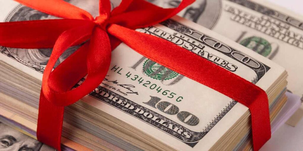Doctorate vs PhD Salary: What's The Difference?